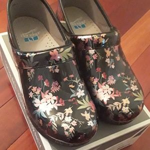 Dansko clogs .. Brand New!! Just released LT clogs